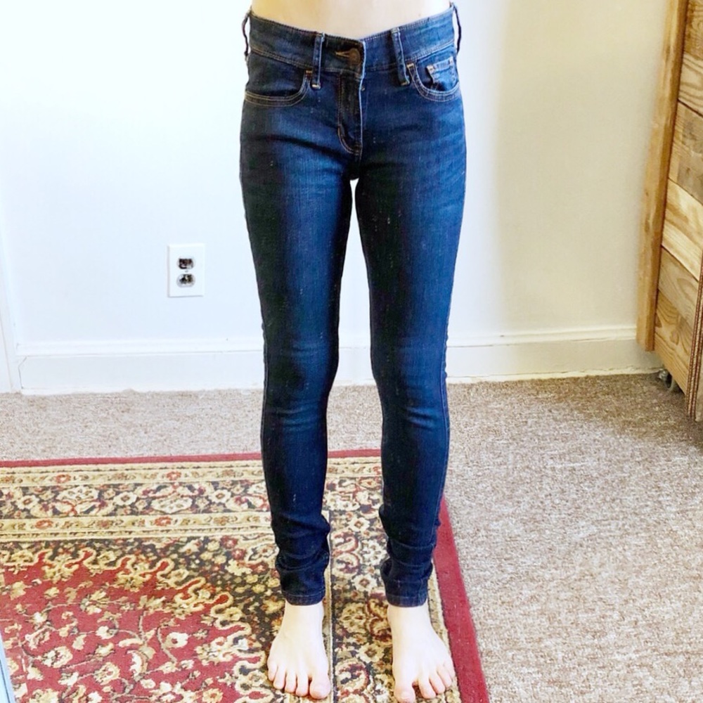 Hollister jeans 0S size 24.